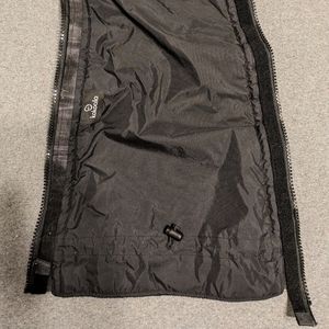 Pregnancy and babywearing jacket extender